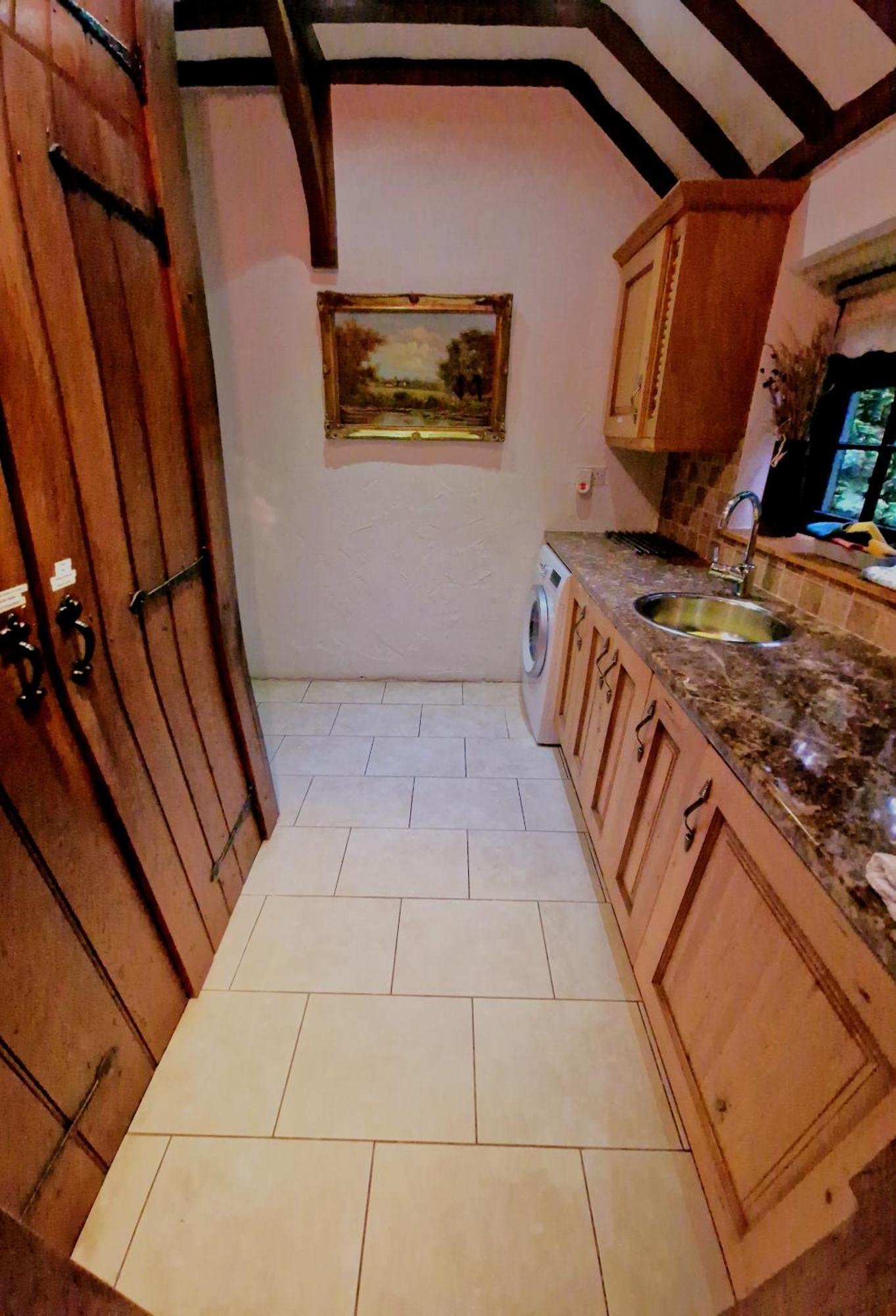 Beautiful Cottage In Brentwood Kelvedon Hatch Екстериор снимка