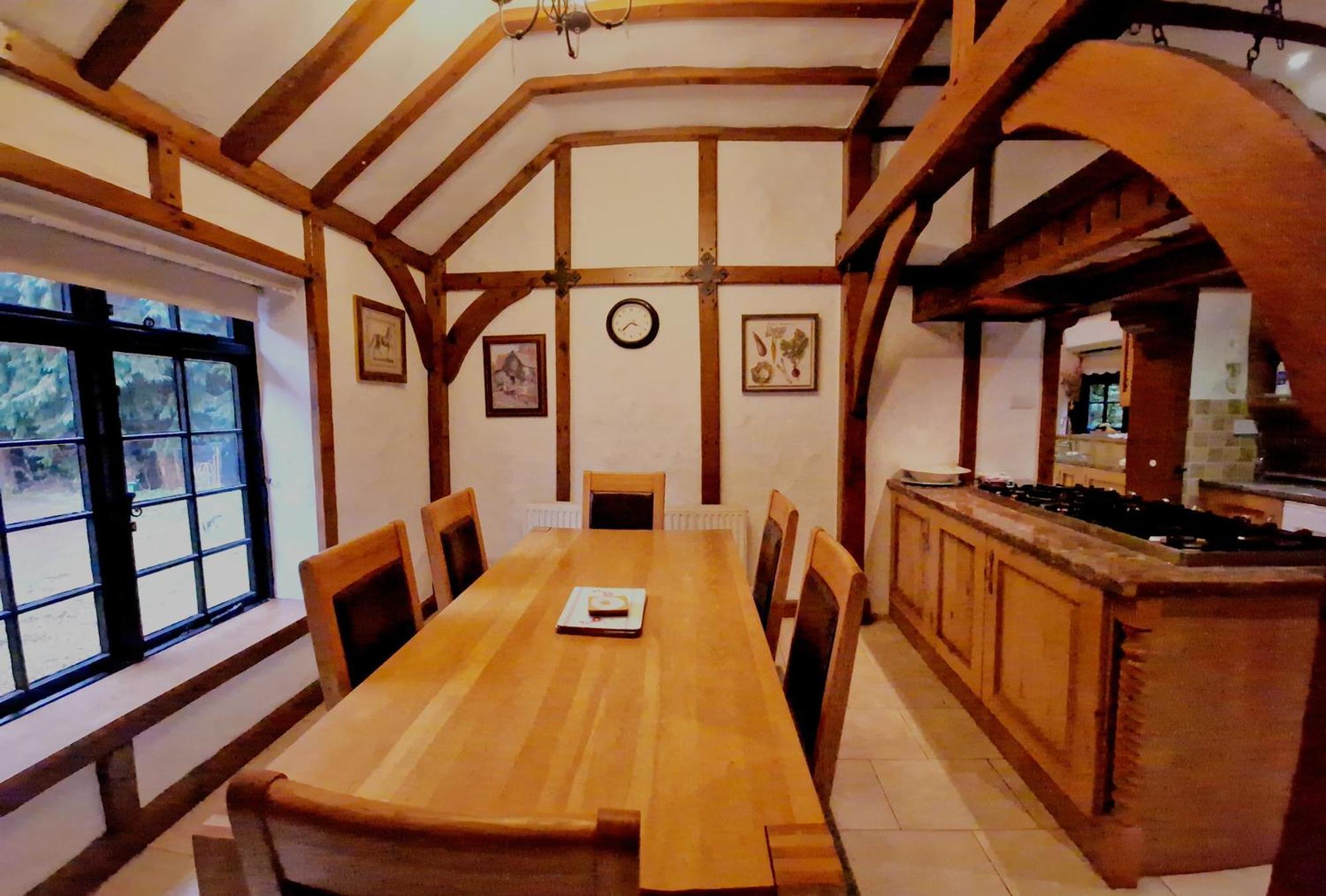 Beautiful Cottage In Brentwood Kelvedon Hatch Екстериор снимка