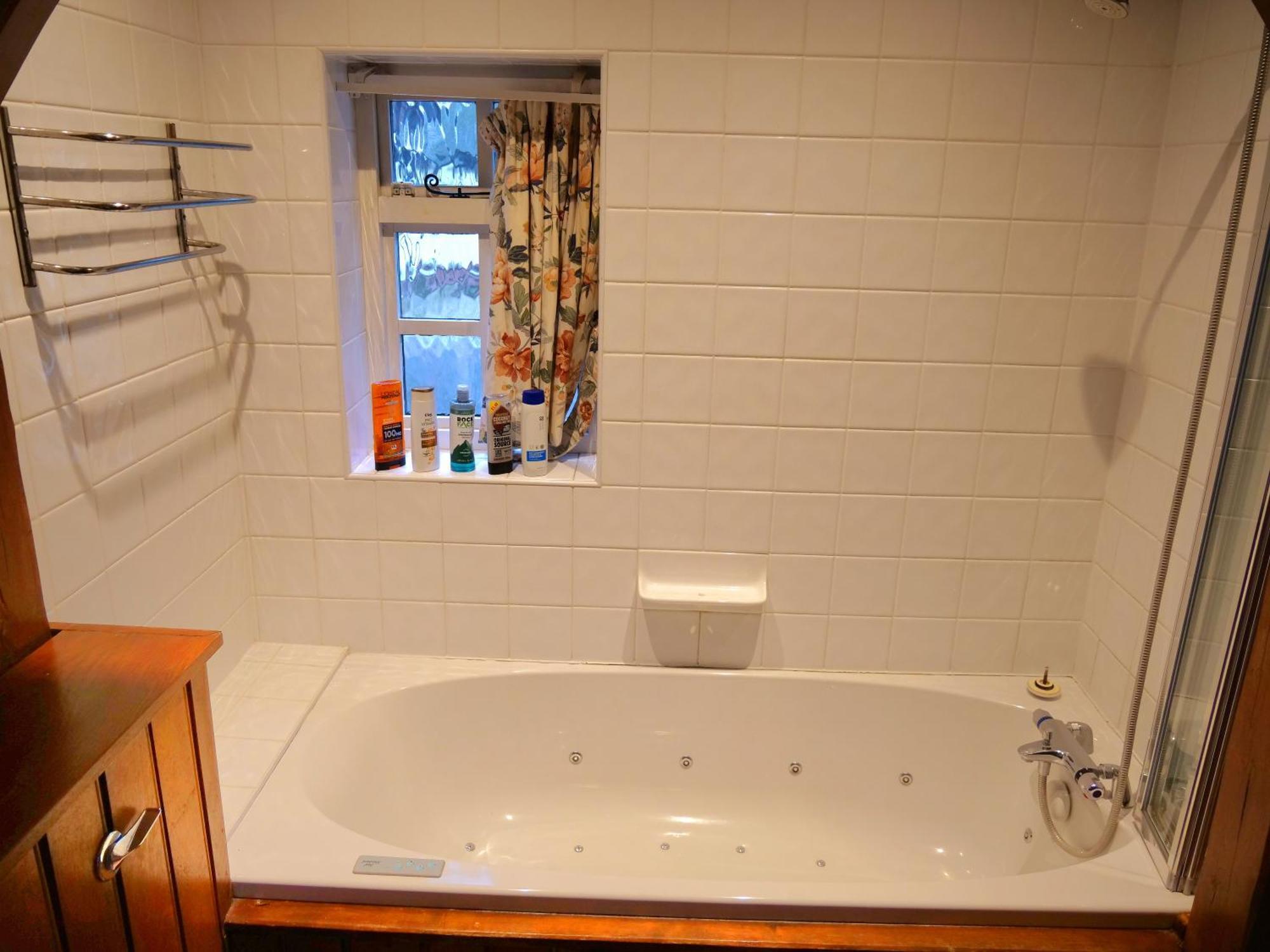 Beautiful Cottage In Brentwood Kelvedon Hatch Екстериор снимка