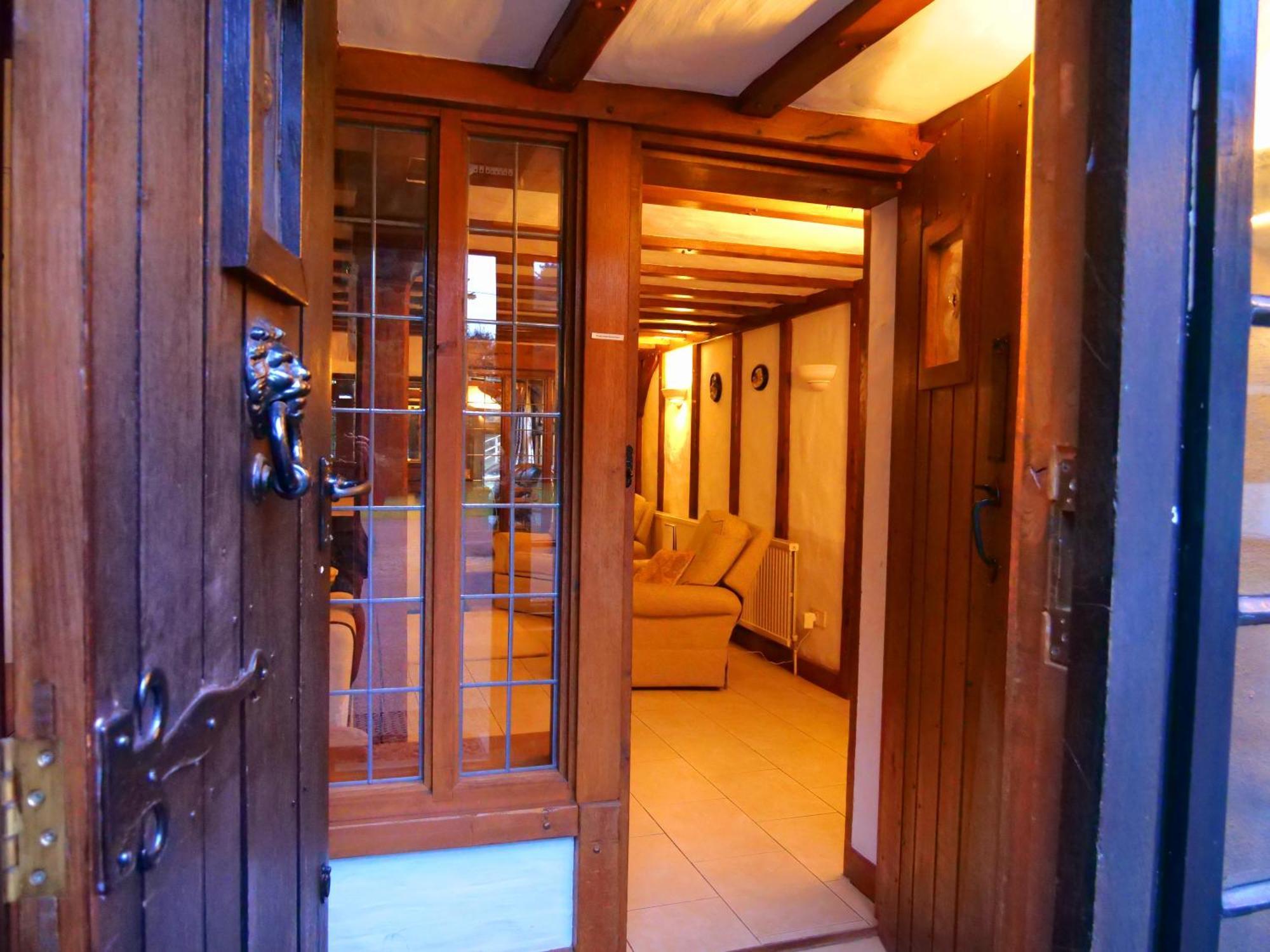 Beautiful Cottage In Brentwood Kelvedon Hatch Екстериор снимка
